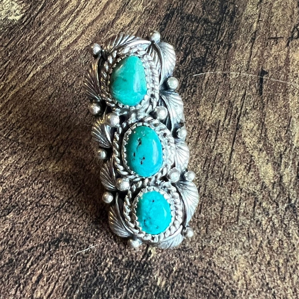 Western style stacked turquoise ring